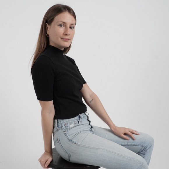 Meet your Posher, Vicky - Picture 1 of 1